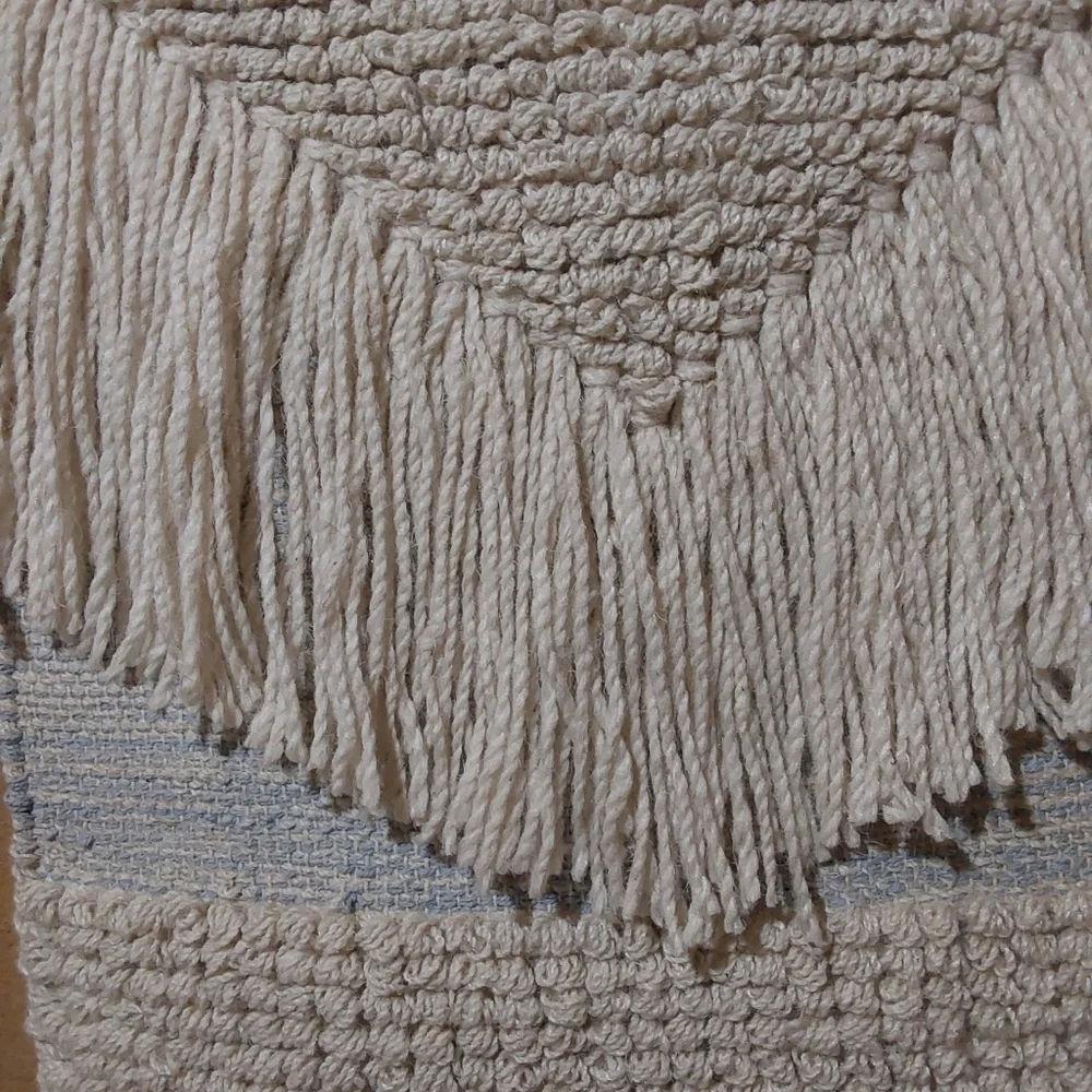 🌺 NEW Handcrafted Cream & Blue Tapestry Wall Hanging